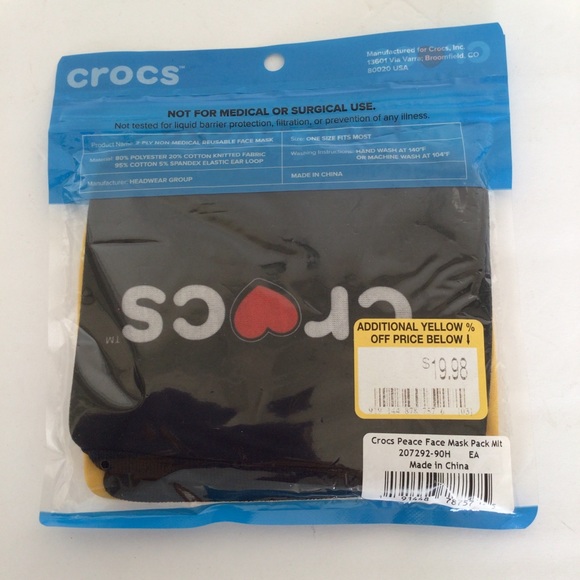 CROCS SET OF TWO FACE MASKS NWT - Picture 4 of 7